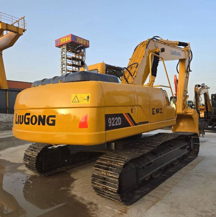 工程機械租賃報價大揭秘,哪個最具性價比?_價格_設(shè)備_起重機